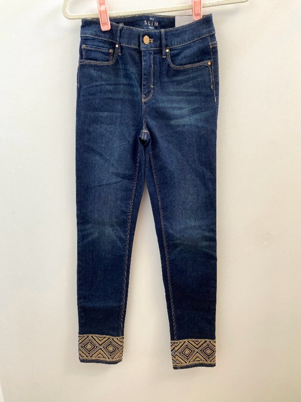 White House Black Market Dark Wash The Slim Crop Embroidered Ankle Jeans NWT